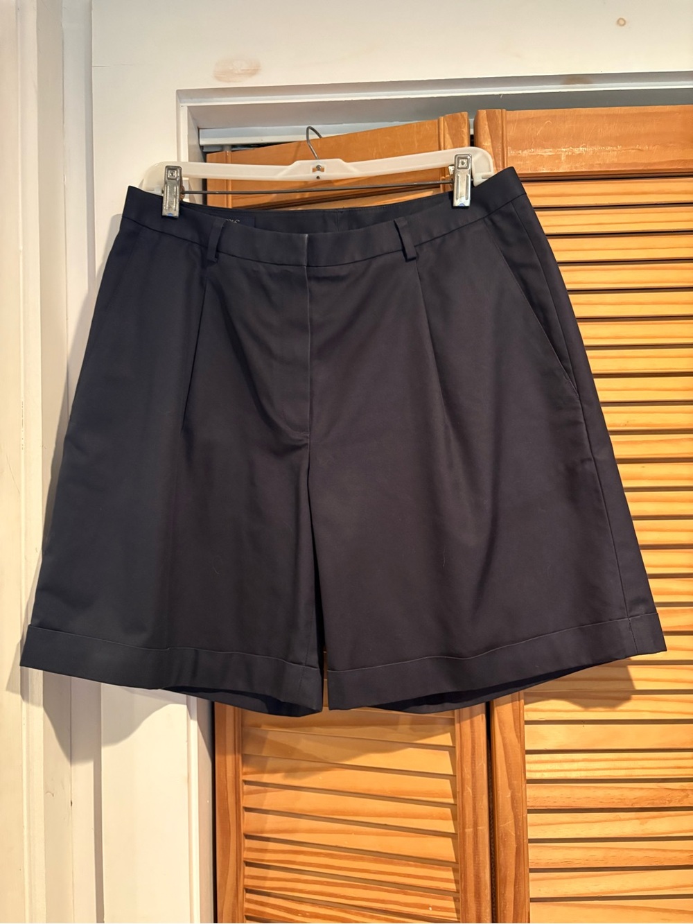 Brooks Brothers Navy High Rise Tailored Trouser Shorts Pleated Preppy Size 12